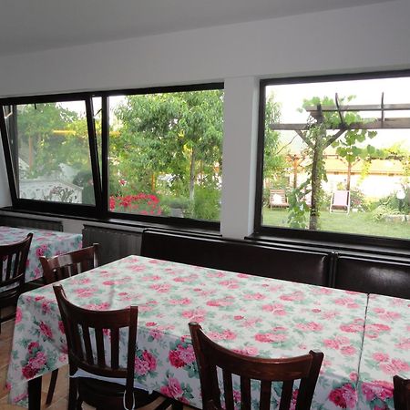 Family Hotel Belvedere Dŭlgopol Zewnętrze zdjęcie