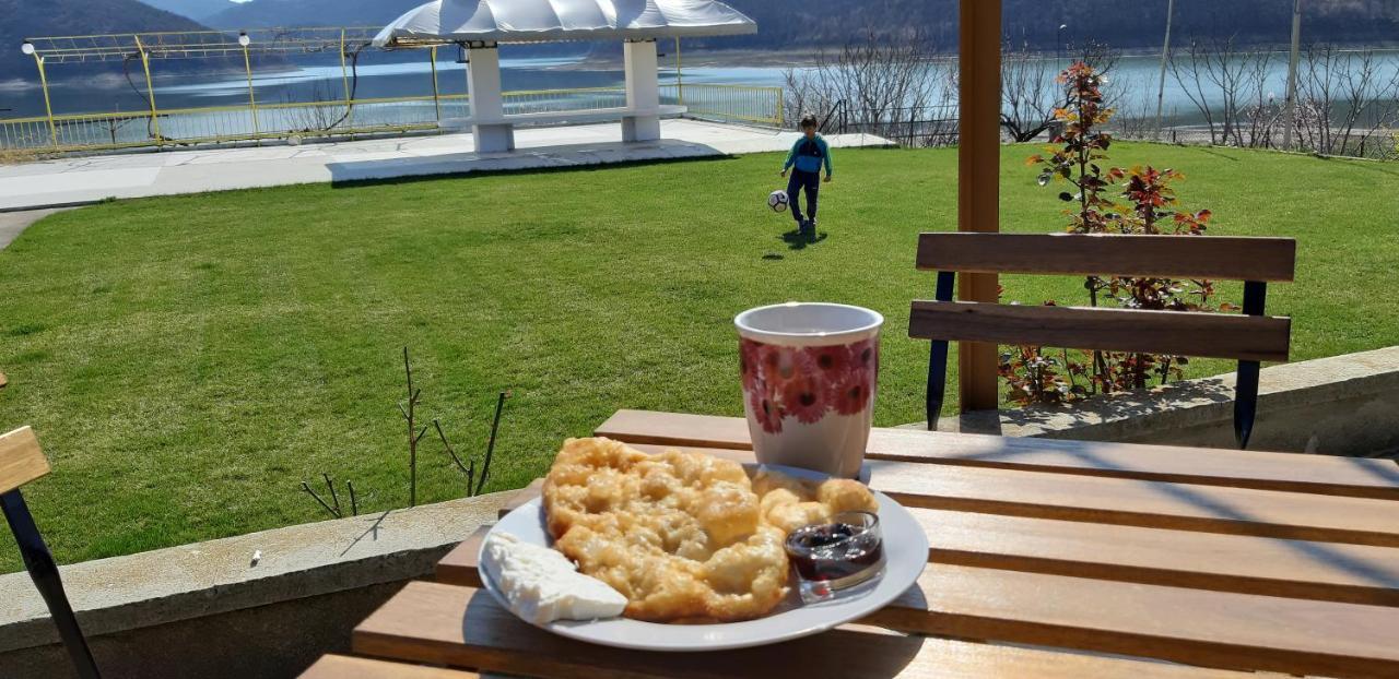 Family Hotel Belvedere Dŭlgopol Zewnętrze zdjęcie