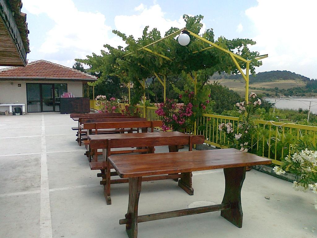 Family Hotel Belvedere Dŭlgopol Zewnętrze zdjęcie