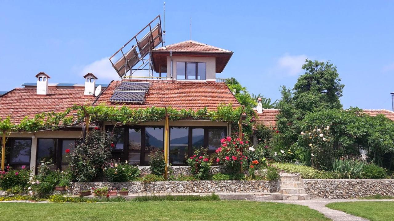 Family Hotel Belvedere Dŭlgopol Zewnętrze zdjęcie